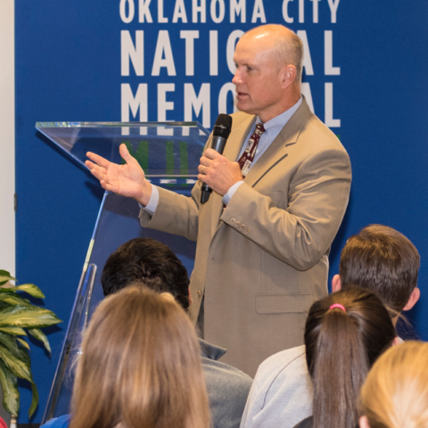 EYEwitness Tours – Derek Smithee